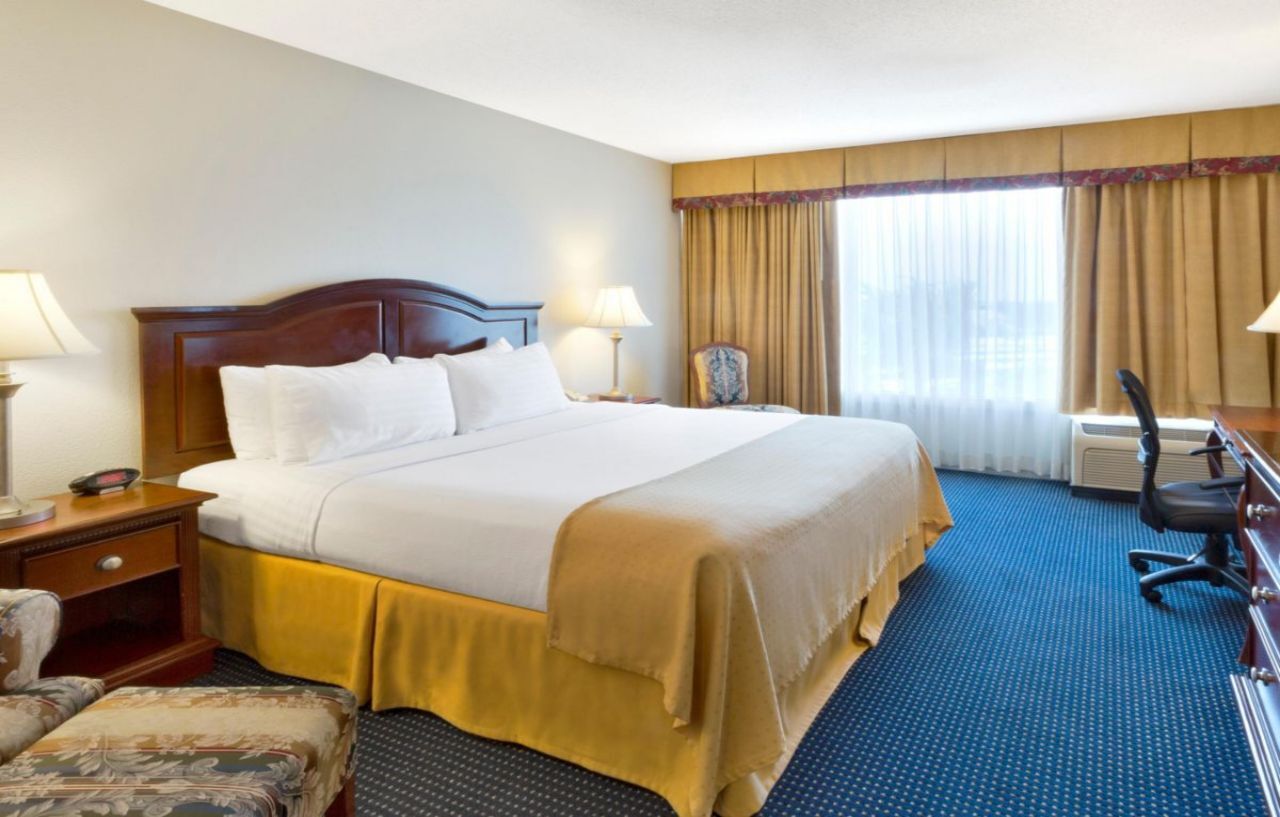 Wyndham Houston Hobby Airport Hotel 3*