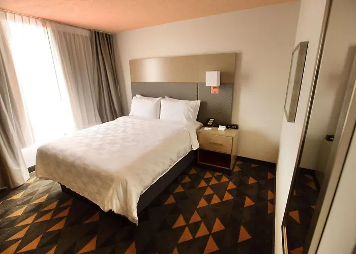Wyndham Houston Hobby Airport
